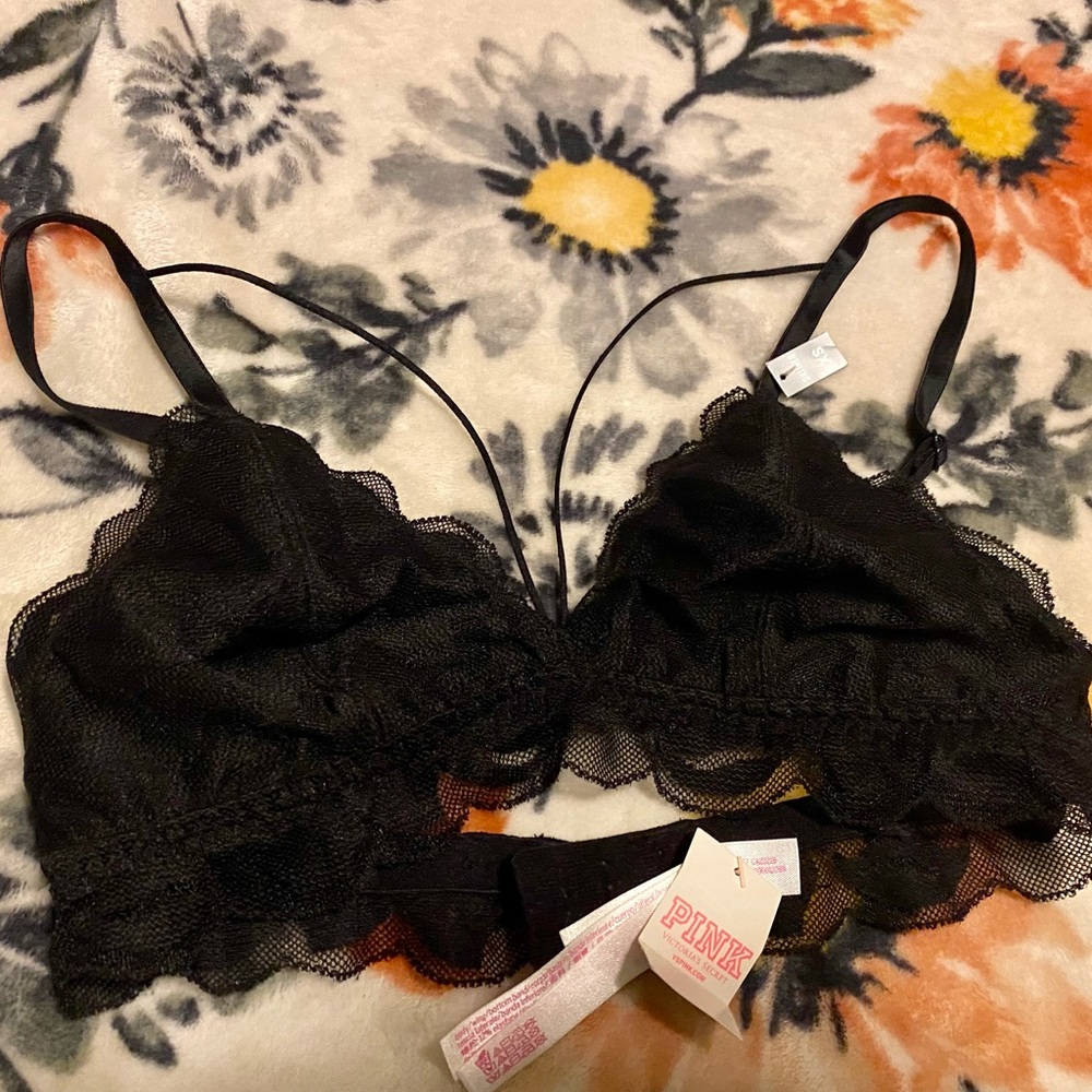 PINK Victoria’s Secret bra